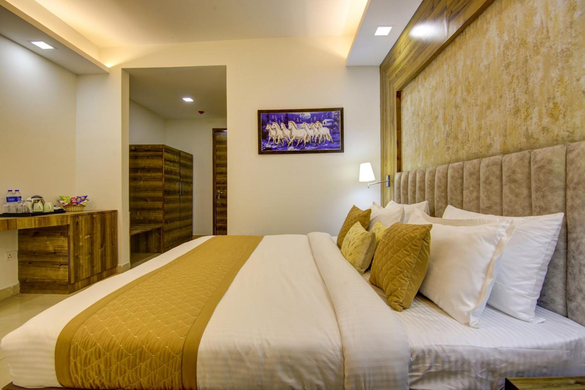 Hotel Prithvi-Raj Near Delhi Airport New Delhi Ngoại thất bức ảnh
