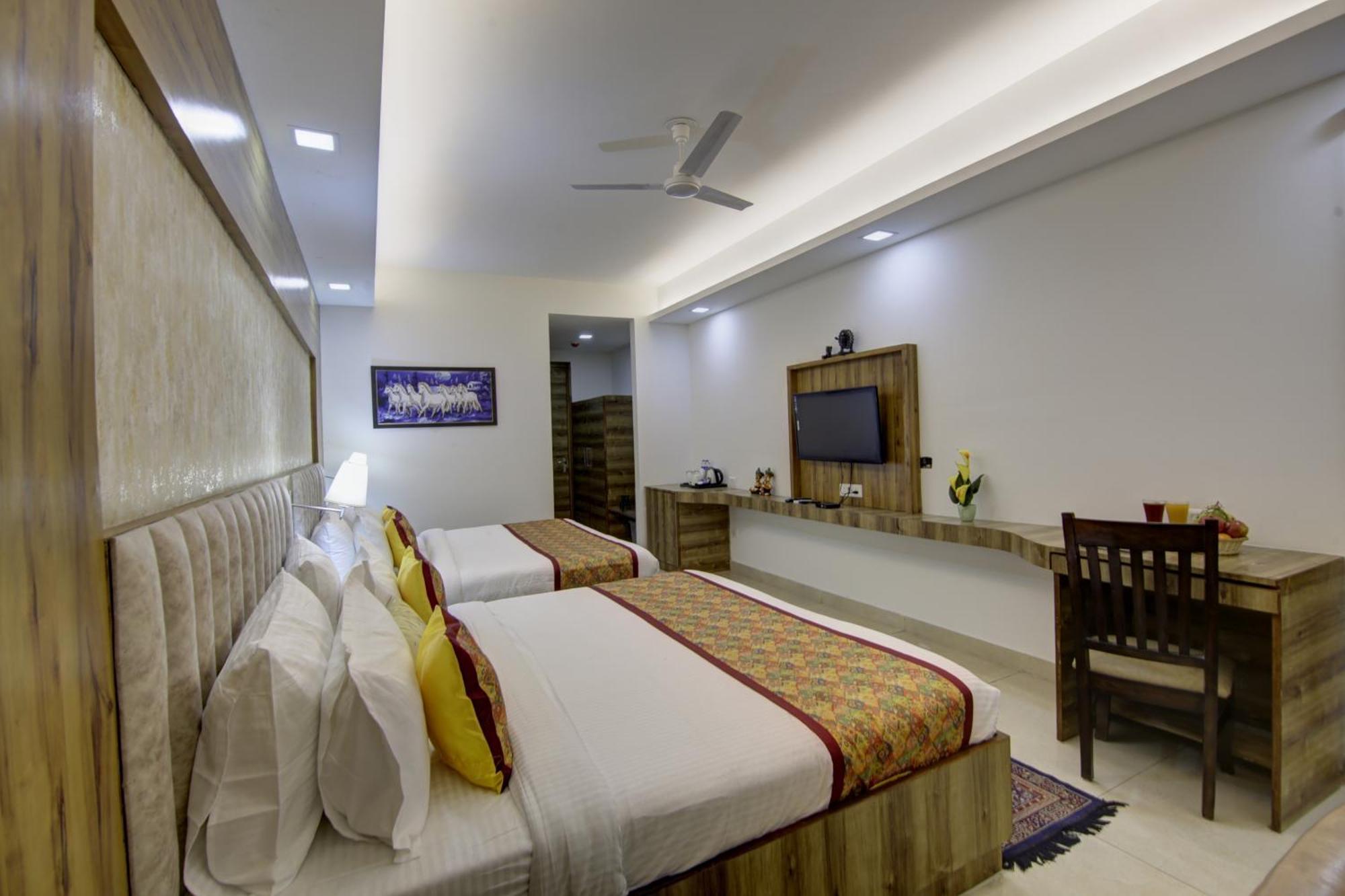 Hotel Prithvi-Raj Near Delhi Airport New Delhi Ngoại thất bức ảnh