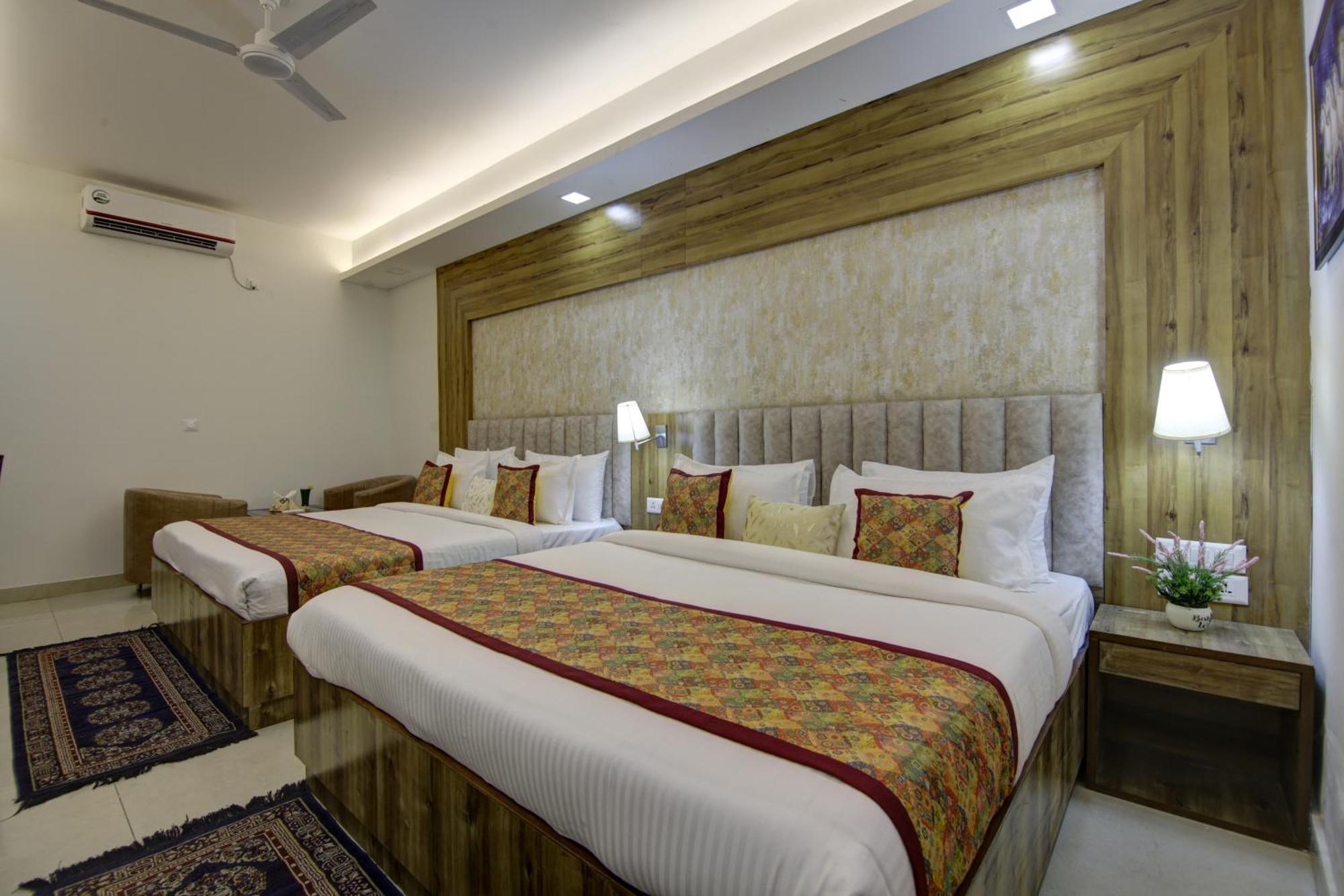 Hotel Prithvi-Raj Near Delhi Airport New Delhi Ngoại thất bức ảnh